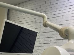-极光口腔·矫正种植修复(锦江店)