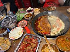 -萍姐火锅·公路夜市(武汉首店)