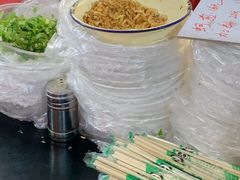 -建国蚵煎蚵面