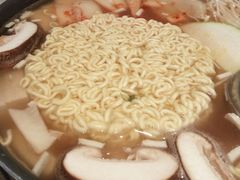 部队年糕火锅-七八冷面·延边朝鲜族美食(圣熙八号店)