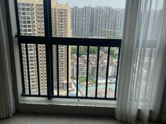 -索菲亚S轻奢HOTEL(广州花地湾地铁站店)