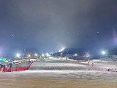 -中旅松花湖滑雪场