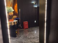 -尚善若水·汤泉·SPA·沐足(东方渔人码头店)