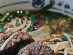 -镇南锅盖面馆(解放路店)