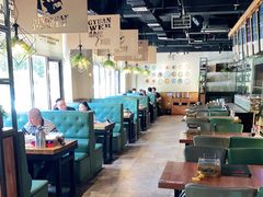 大堂-鼎原力量东北吊炉烧烤(临河街店)