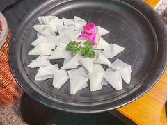 -老牌坊云南鱼豆花火锅(哈西万达店)