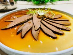 -蒙亨·阿木图赛(乌兰察布天恒广场店)
