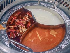 -钢管厂五区小郡肝串串香火锅(人民广场店)