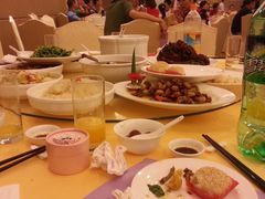 -山明水秀大饭店