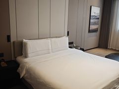 -西安大雁塔亚朵酒店