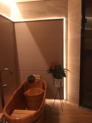 -苑苑vbeauty科技美容SPA