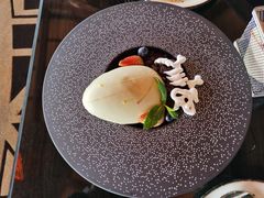 恐龙蛋甜品-哈蒙德餐厅