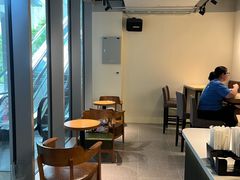 -WOW coffee