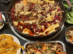 -鸿顺老铁锅美蛙鱼府(解放碑店)
