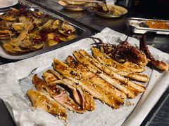 鱿鱼-马路牙子地桌烤肉(工体店)