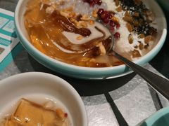 -姚姚酸菜鱼·金戈戈香港豉油鸡(喜荟城联名店)