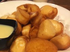 -朋友圈概念餐厅(象山万达广场店)