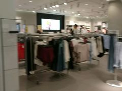 -H&M(鹏欣水游城店)