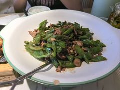 -荷花亭·湖北融合菜(中商广场店)