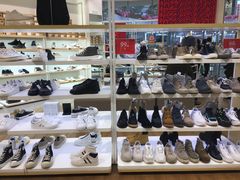 -hotwind热风(民盈山国贸店)