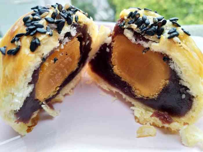 吉庆花语手工鲜花饼(悦荟店)-"限时秒杀活动的时候买了它家的鲜花饼