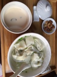 -卓玥国际月子会所(罗山路店)
