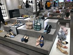 -CHARLES&KEITH(1234space店)