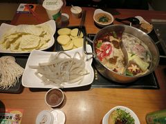 -呷哺呷哺(松北万象汇店)