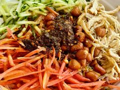 -牛一嘴·兰州牛肉面·大盘鸡(财富中心店)