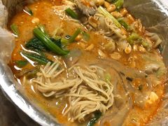 -二钢串叔麻辣烫(华龙大厦店)