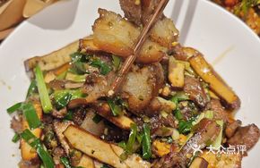 Braised and Stir-fried Pig's Head Meat