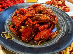 -肥肥虾庄·金牌油焖大虾(汉街SKP店)