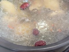 -濠轩阁特色生蚝火锅(水湾路店)
