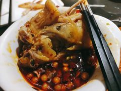冷锅鱼头-三只耳火锅(宽窄巷子店)