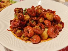 -肥肥虾庄·金牌油焖大虾(汉街SKP店)