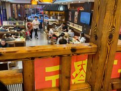 -青瓦餐厅·生鱼片·韩园烤肉(西塔店)