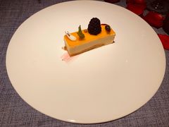 柚子芝士蛋糕-弦月窗LUNETTE BY AMANDA(复兴路店)