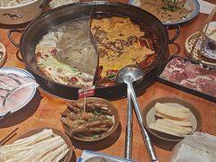 -周小明火锅(黑金冠社区店)