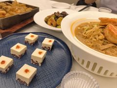 -品海楼·大连海胆锅贴馆(东港店)