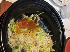 -阿瓦山寨·湘菜现炒·剁椒鱼头王(咸阳总店)