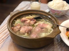 馄饨老鸭煲-老品芳