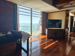 -三亚湾海居铂尔曼度假酒店