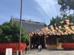 -龙华寺