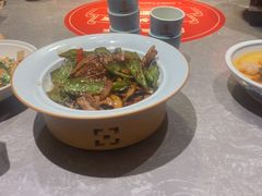 -魏铭鱼头捞饭(晋阳路店)