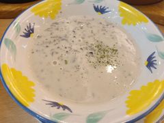 传统口味蘑菇浓汤-萨莉亚意式餐厅(西青道欧亚达店)