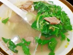 牛肉粉丝汤-小姜锅贴(凤凰街店)