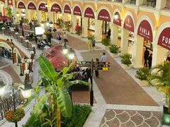 -佛罗伦萨小镇广佛名品奥特莱斯(疏港路店)