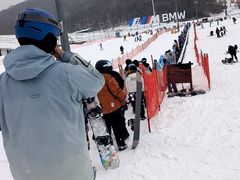 -中旅松花湖滑雪场