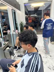 -乾健·烫染·接发SALON