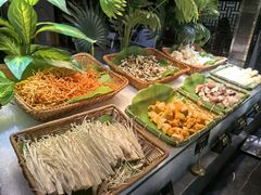 -朗丽兹自助餐厅